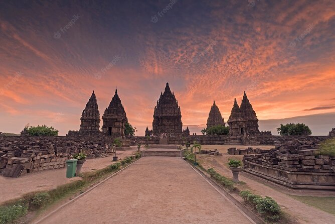1 Day Yogyakarta tour ( Borobudur temple, Merapi Lava Tour, Prambanan Temple) - Yogyakarta drop-off: end the day your way (with one distance caveat)