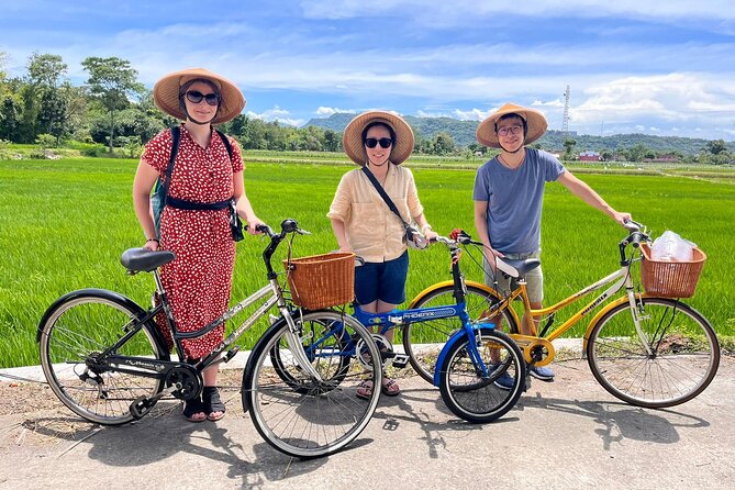 Authentic Yogya Bicycle Tour - The easy rhythm: calm cycling through rice fields and villages