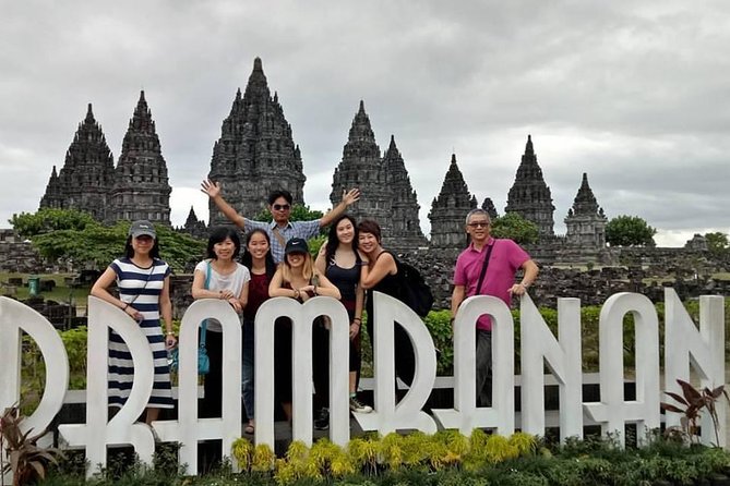 Barede Sunrise- Walking to Borobudur temple-Prambanan temple - Barede Hill sunrise: why the 3:45am start pays off
