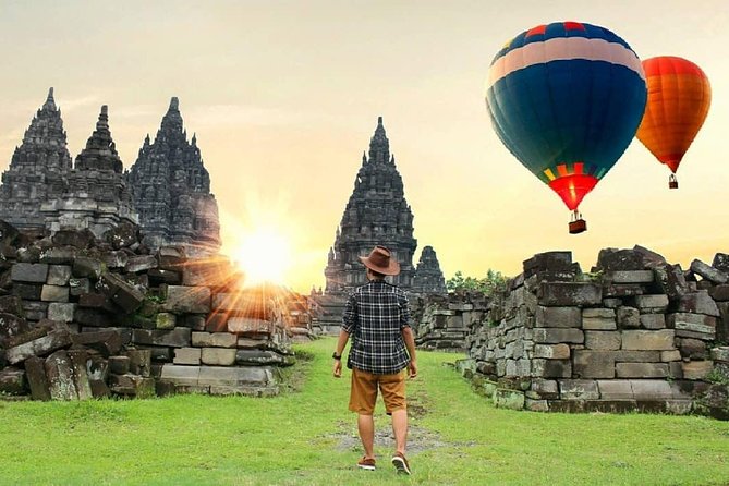 Borobudur Climb To The Top, Prambanan Temple And Ramayana Ballet - Ramayana Ballet at Prambanan: an evening story of Rahwana and Shinta