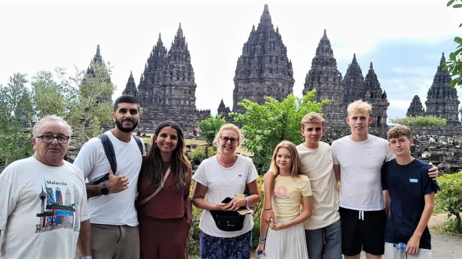 Borobudur Climb to the Top & Prambanan with Ticket Included - Borobudur and Prambanan in One Day: Why It Works