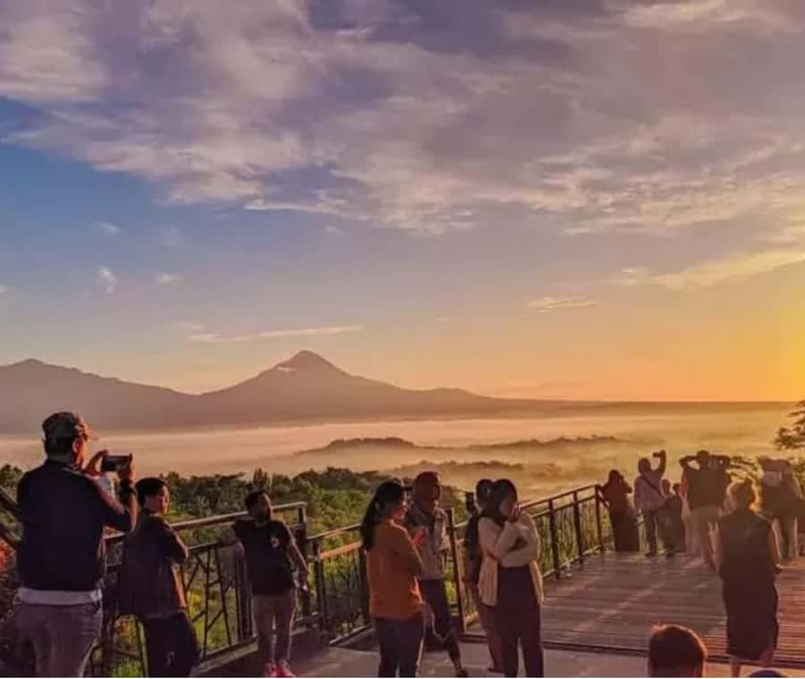 Borobudur climb up and Prambanan private tour - Timing Tips for a Day That Stays Fun (Not Just Tiring)