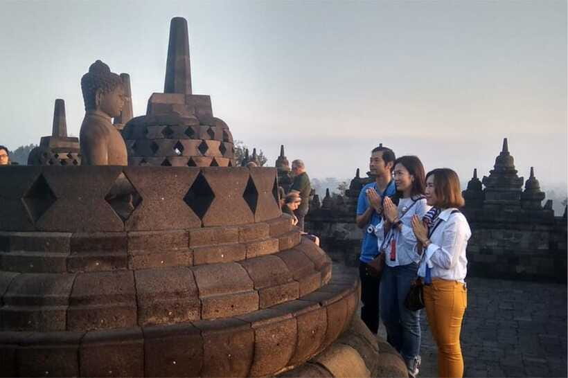 Borobudur Climb-up Tour with Tickets Guarantee & Transfers - Who should book this climb-up Borobudur tour