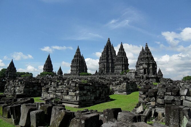 Borobudur Full Climb Up And Prambanan All Inclusive Private Tour - Stop 1: Borobudur full climb up—tickets, upanat sandals, and that view