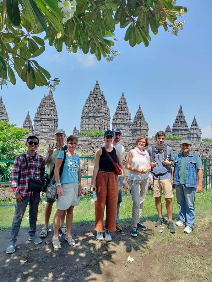Borobudur &Prambanan Temple Tour Guaranteed Climb to the top - Why Borobudur and Prambanan belong on your Central Java route