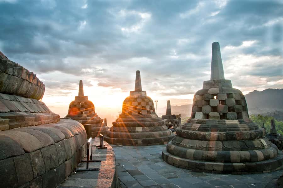 Borobudur Sunrise, Merapi Volcano & Prambanan Full Day Tour - Borobudur early entry: climb-up access and guide help