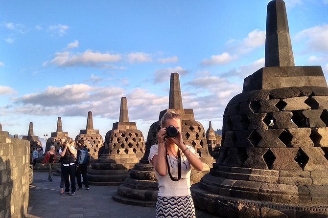Borobudur Temple Climb To The Top & Prambanan Temple - 1 day tour - Walking, heat, and what’s not included
