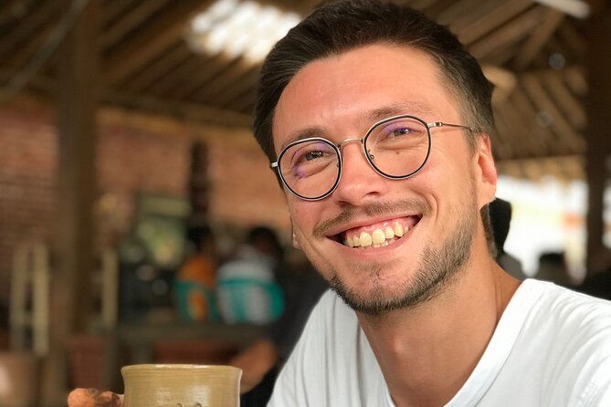 Borobudur: Village Tour with Pottery and Tofu Making - Group style, private tour setup, and how to plan your day