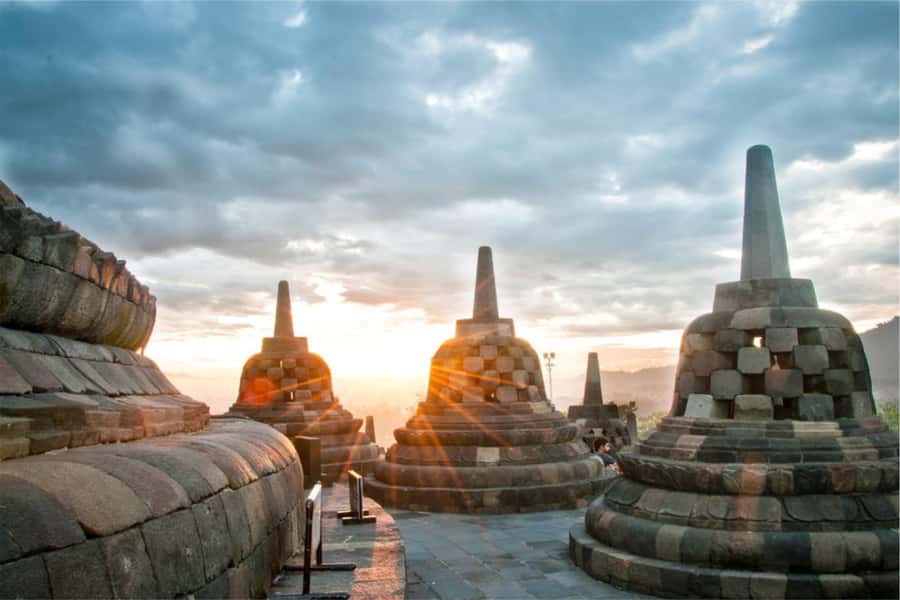 From Yogyakarta: Borobudur, Mount Bromo, and Ijen 4-Day Tour - Hotels, Meals, and the Value of What’s Included