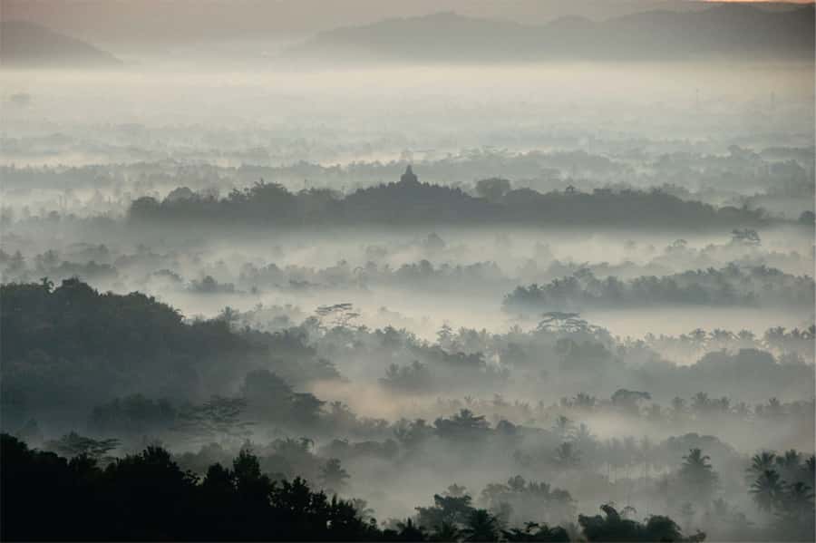 From Yogyakarta: Borobudur Sunrise on Setumbu Hill - Optional early Borobudur entry: being inside before the rush