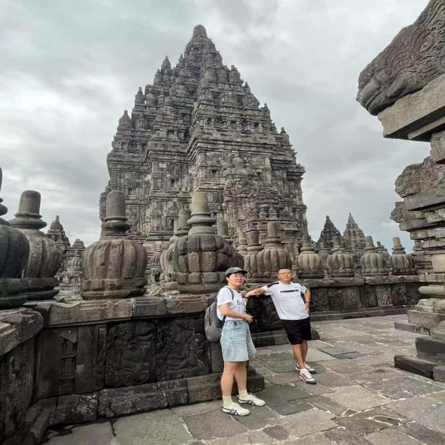 Guarantee Borobudur Structure, Sunrise Stumbu & Prambanan. - Borobudur Temple: entering fast, then using your 2 hours wisely