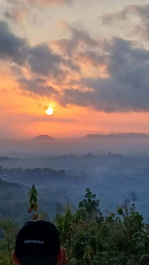 Guarantee Borobudur Structure, Sunrise Stumbu & Prambanan. - What to bring for sunrise and temples (so you’re not scrambling)