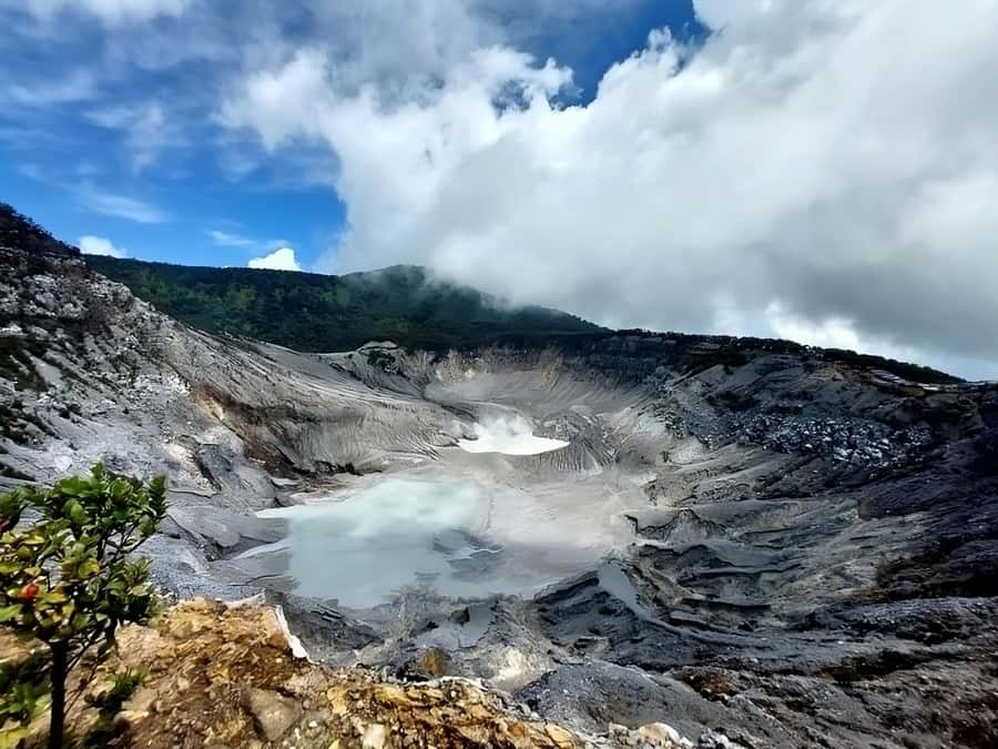 Jakarta: Bandung Volcano Day Tour - Jakarta to Bandung in One Long Day: What the 14 Hours Feel Like