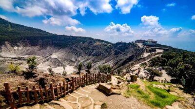 Jakarta: Bandung Volcano Day Tour - Tangkuban Perahu Volcano: Crater Views, Steaming Vents, and Photo Stops