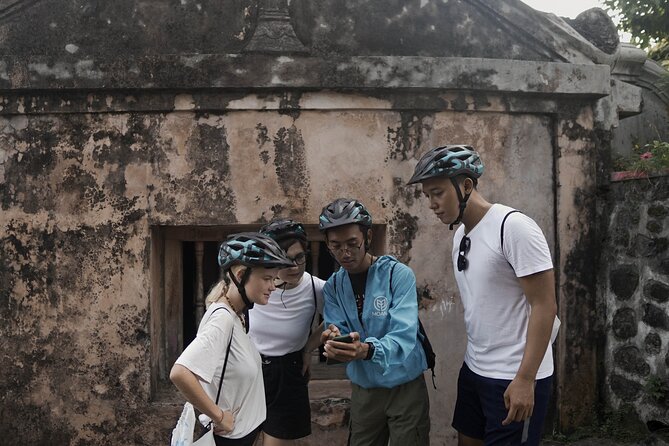 Jogja Hidden Gems - Cycling Tour - Chinese Temple + Kampung Lanes: Where You See Daily Rhythm