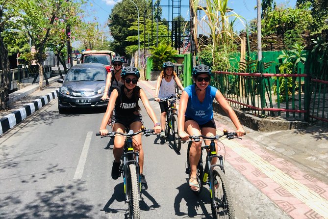 Kotagede Royal Route - Cycling Tour - Stop-by-stop: how the ride flows through old town and temples