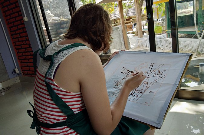 Local Bicycle Tours Jogjakarta - Who should book this bike + batik day