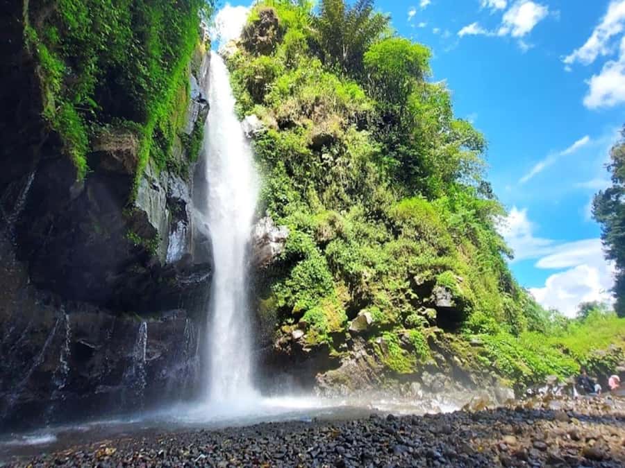 Merapi Volcano 4WD Jeep Tour and Kedung Kayang Waterfall - Who should book this tour (and who should not)