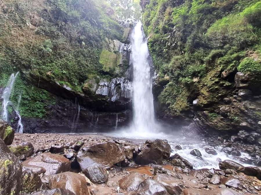 Merapi Volcano 4WD Jeep Tour and Kedung Kayang Waterfall - What to bring (and what to wear) so the day feels good