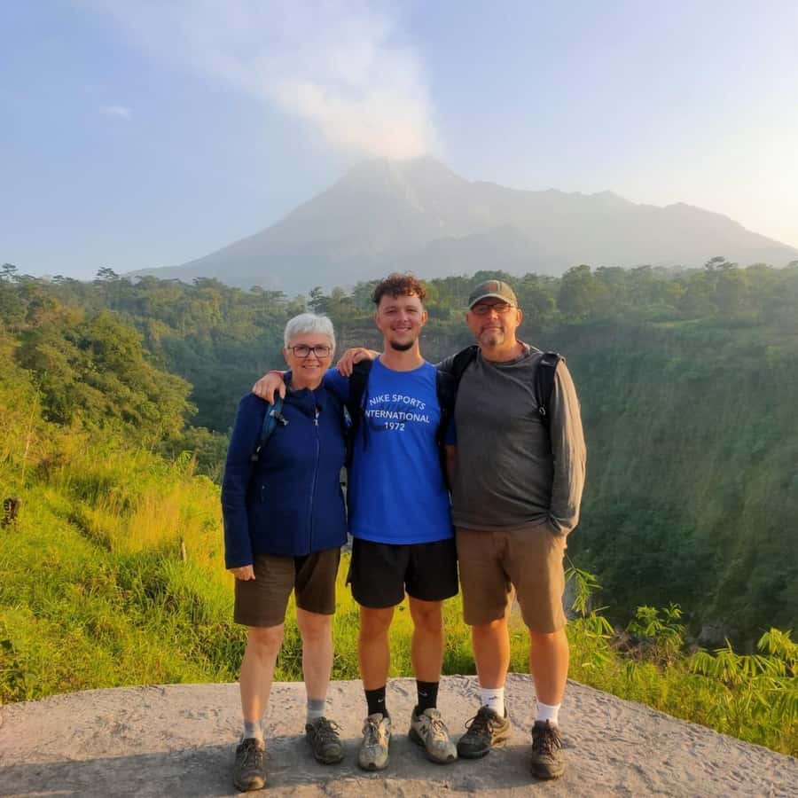Merapi Volcano 4WD Jeep Tour From Yogyakarta - Off-road to Kalikuning River: adrenaline with a purpose