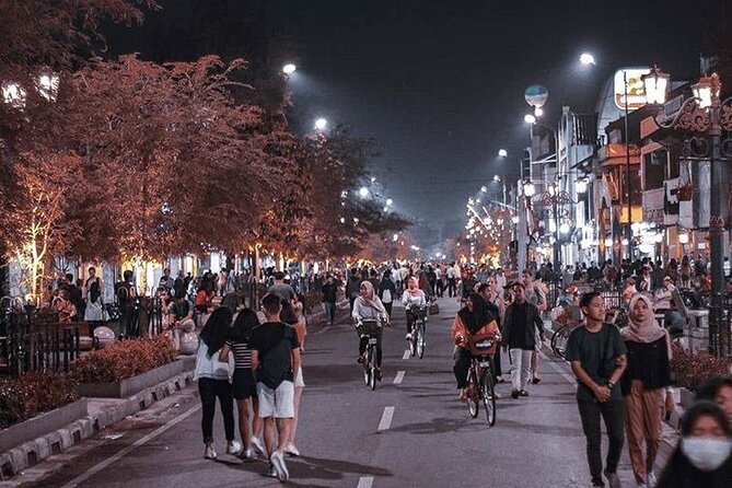 Night Walking Tour-Malioboro street food with guide at Yogyakarta - Key Highlights (Quick Read)