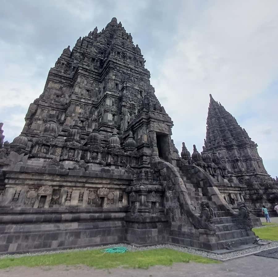 Prambanan Temple Afternoon Tour - Prambanan Temple at golden hour: why the timing matters