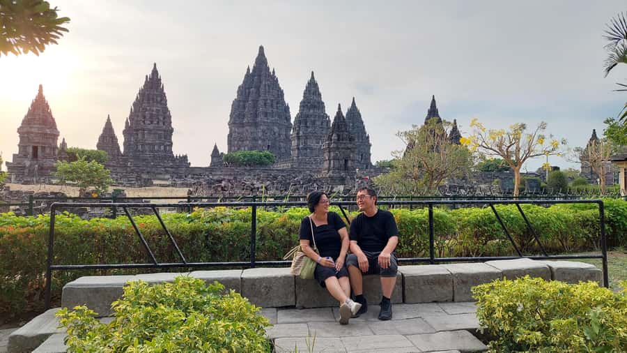 Setumbu Sunrise Borobudur, and Prambanan, with lunch option - Who should book this Setumbu–Borobudur–Prambanan tour