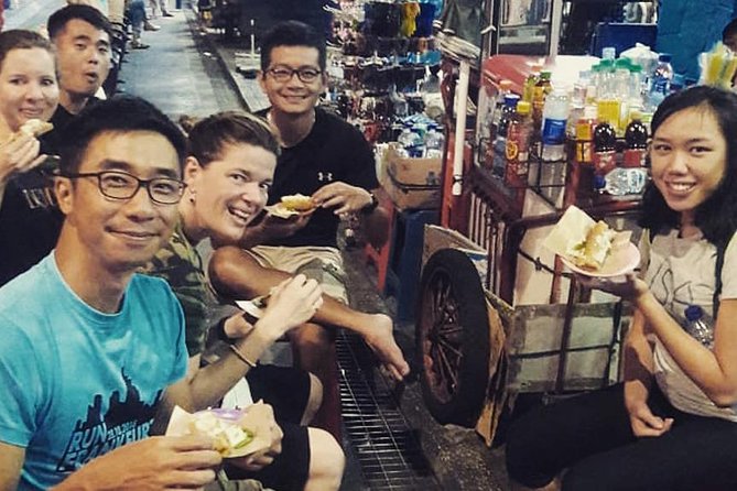 Small-Group Walking and Food Tour by Night in Yogyakarta - Small Group Size (Up to 8) Means You Can Ask, Adjust, and Enjoy