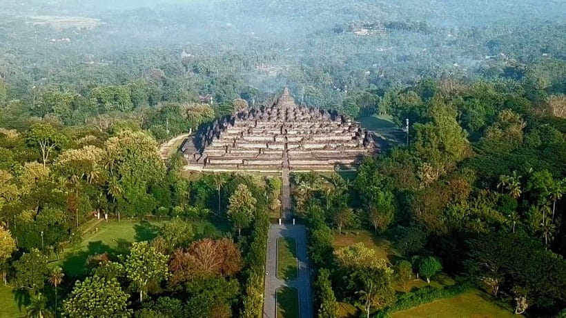 Sunrise/Day Tour: Borobudur-Prambanan-Volcano Terrace View - The volcano terrace viewpoint: why the drive is more than just transport