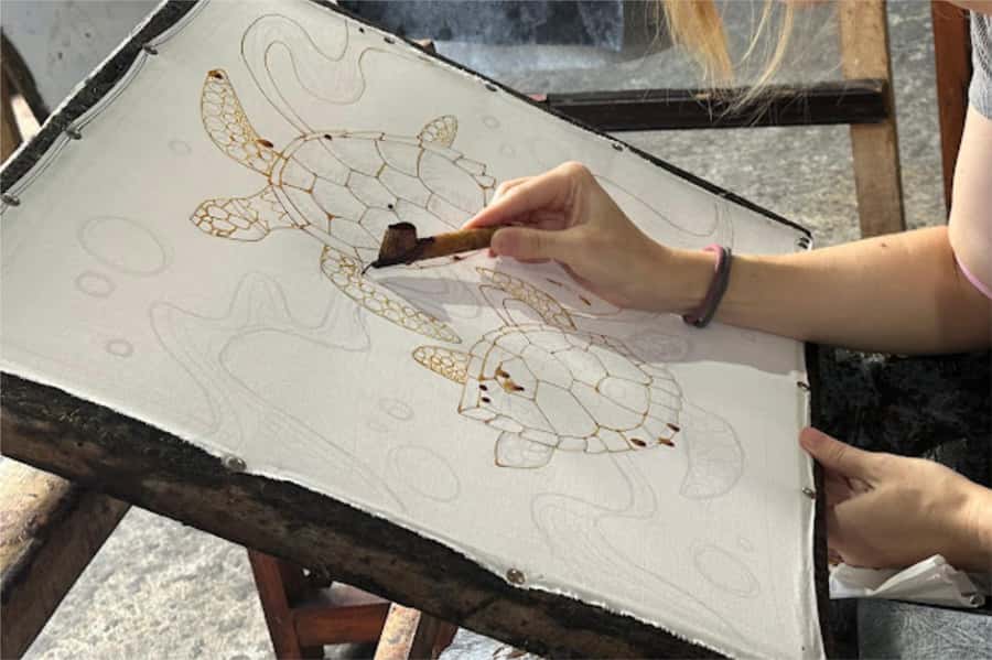 Yogyakarta: 2-hour Batik Making Course with Souvenir - What happens during the batik making process (wax to finished fabric)