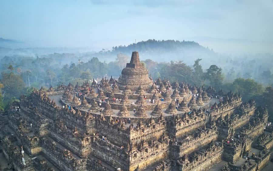 Yogyakarta: Borobudur 5-hour Tour with Climb-up & Transfers - Borobudur in 5 hours: the right pace for first-timers