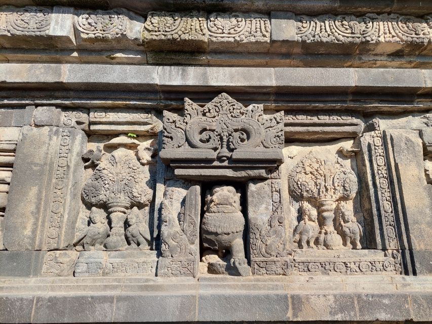 Yogyakarta: Borobudur and Prambanan Private Tour - What to bring (and what can throw off your day)