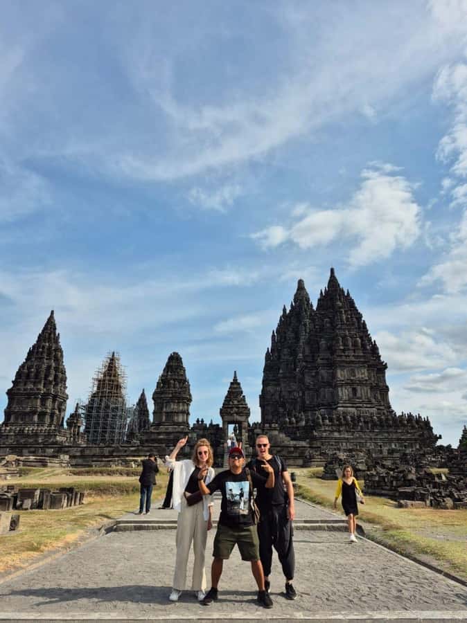 Yogyakarta: Borobudur and Prambanan with a private car - Prambanan’s Siva Temple: Hindu architecture with room to wander