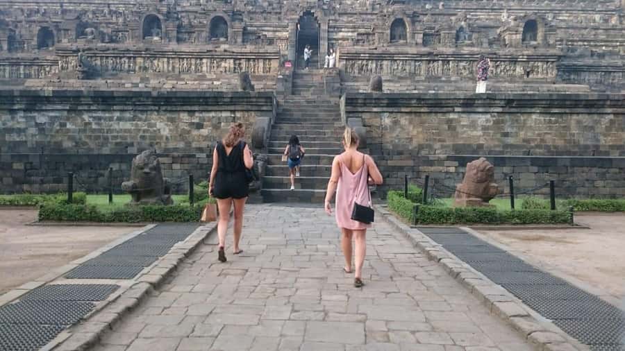 Yogyakarta: Borobudur and Prambanan with a private car - Timing that gives you real temple time