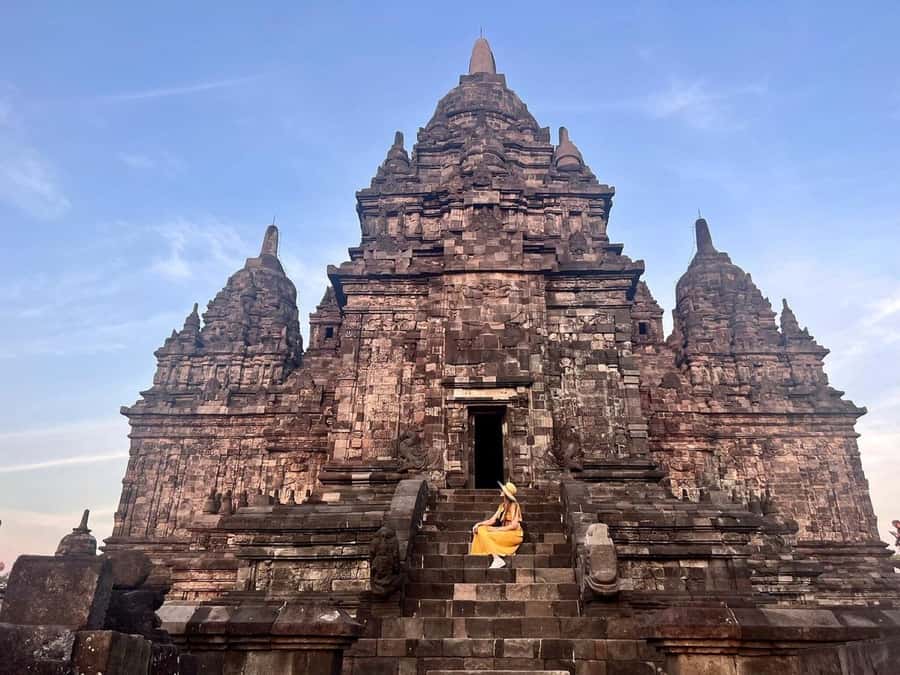 Yogyakarta: Borobudur ClimbUp, Prambanan tour &entry ticket - Key points