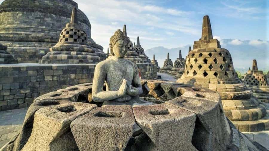 Yogyakarta: Borobudur Half-Day Tour with Climb up Access - The Climb: Stairs, Stamina, and a Better Visit