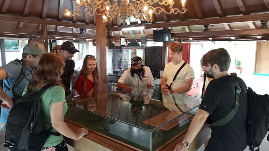 Yogyakarta: Borobudur Half-Day Tour with Climb up Access - What’s Included (and Why It Adds Real Value)