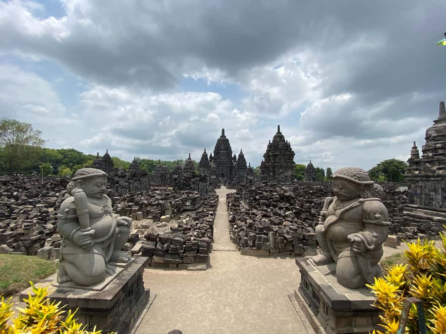 Yogyakarta: Borobudur, Mt. Merapi, Prambanan & Ramayana Tour - Tips that make the day smoother (and more fun)