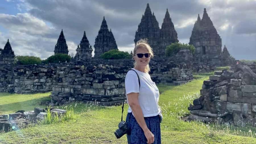 Yogyakarta: Borobudur & Prambanan Guided Tour w/ Entry Fees - Should You Book This Borobudur & Prambanan Guided Tour?