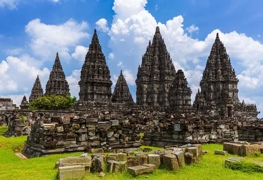 Yogyakarta: Borobudur sunrise(guarantee climb up)& Prambanan - Key moments that make this tour worth your time
