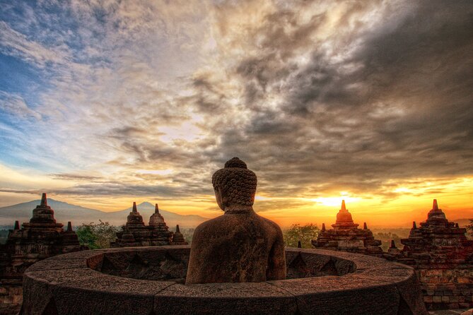 Yogyakarta: Borobudur Sunset Shared Guided Tour - Mendut Buddhist Monastery: the calmer contrast stop