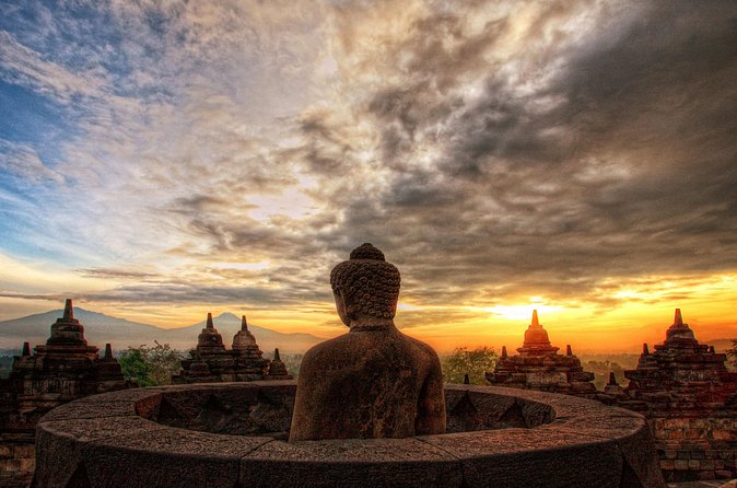 Yogyakarta: Borobudur Sunset Shared Guided Tour - Price and value for a $22.25 shared guided tour