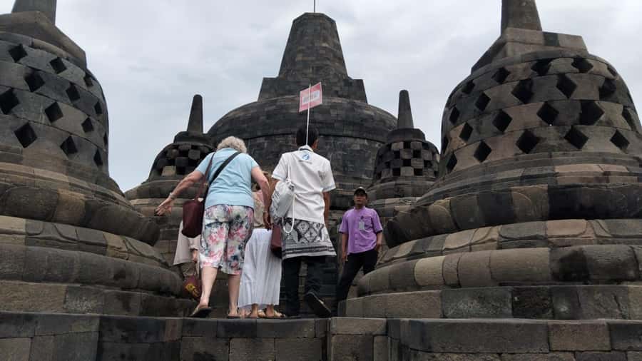 Yogyakarta: Borobudur sunset(guarantee climb up) & Prambanan - Key things that make this tour worth your time