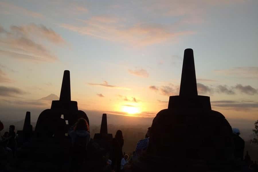 Yogyakarta: Borobudur sunset(guarantee climb up) & Prambanan - Why Borobudur + Prambanan works better than doing them separately