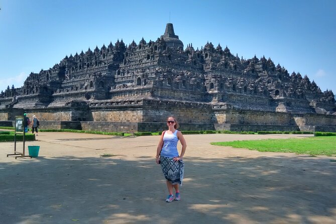 Yogyakarta: Borobudur Temple Climb Up and Prambanan Temple Tour - Transport and guide handoff: why the day runs smoothly