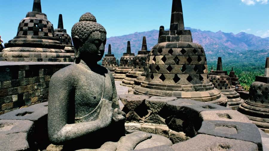 Yogyakarta : Borobudur(climb up temple) & sunrise mt merapi - Merapi context stops: eruption stories that add meaning