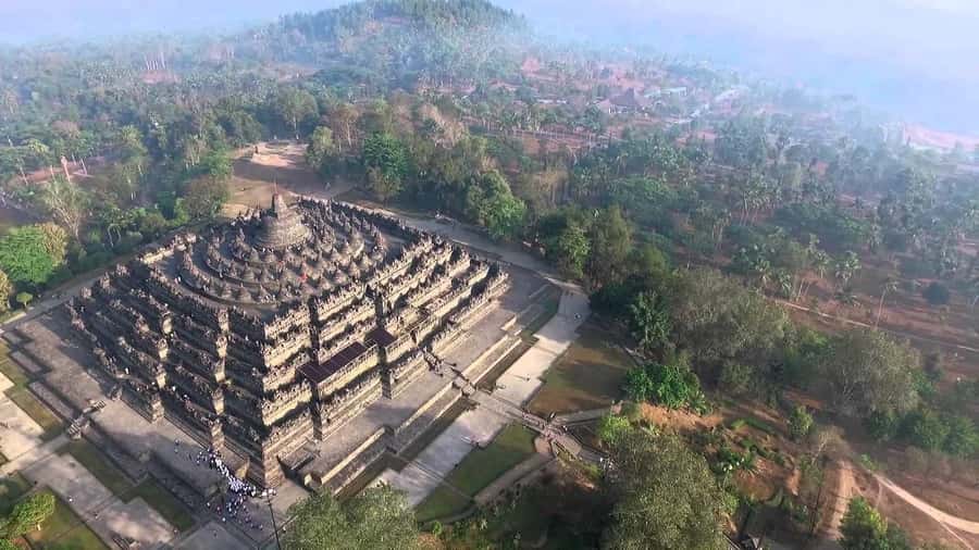 Yogyakarta : Borobudur(climb up temple) & sunrise mt merapi - Cost and value: what $104 covers (and why it’s not just a transfer)