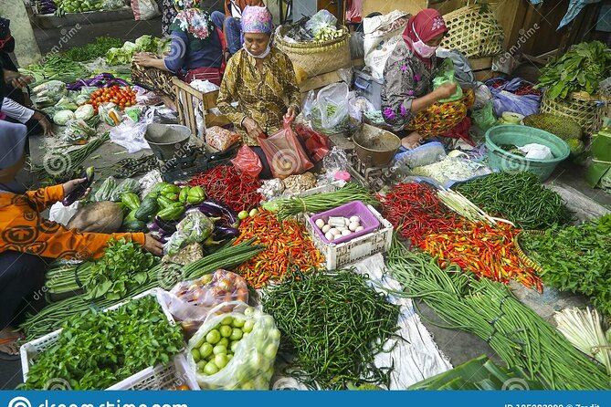 Yogyakarta Cooking Class and Market Tour - Rice Plantation Stops and the Bantul Village Welcome