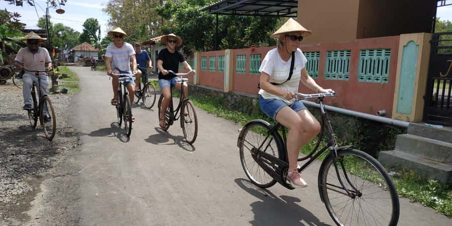 Yogyakarta: Countryside Village Cycling Tour With Guide - Key things to know before you pedal