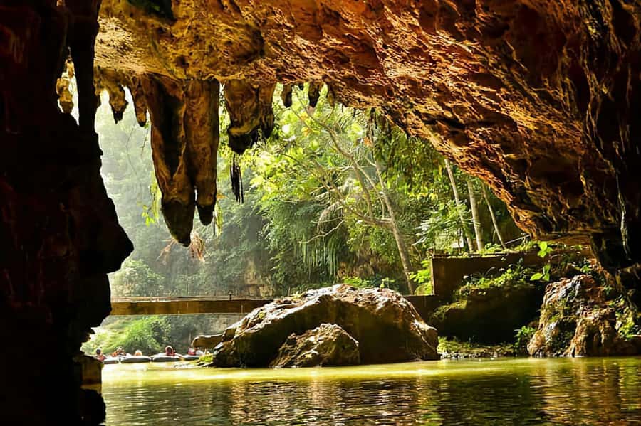 Yogyakarta : Jomblang Cave and Pindul Cave Adventure Tour - Pindul Cave: donut boat water time and the Oyo River finish
